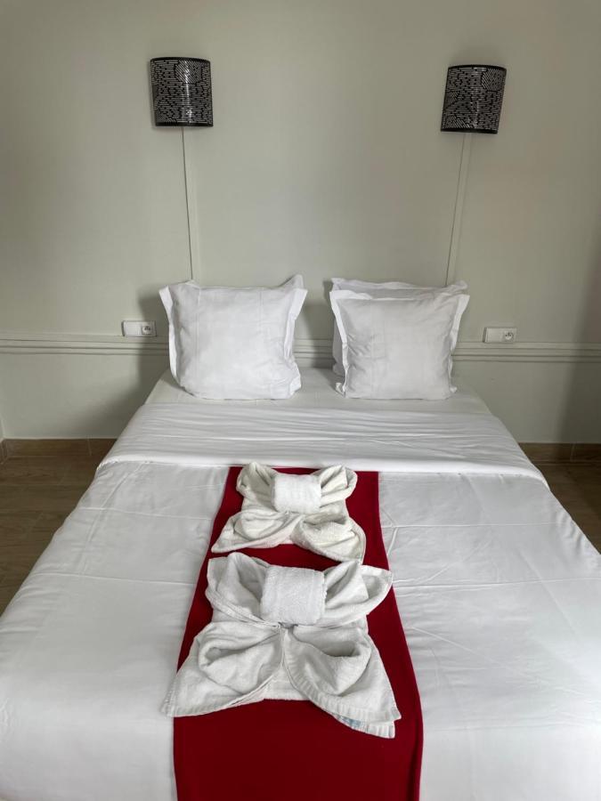 Hotel Central Saint-Denis  Esterno foto